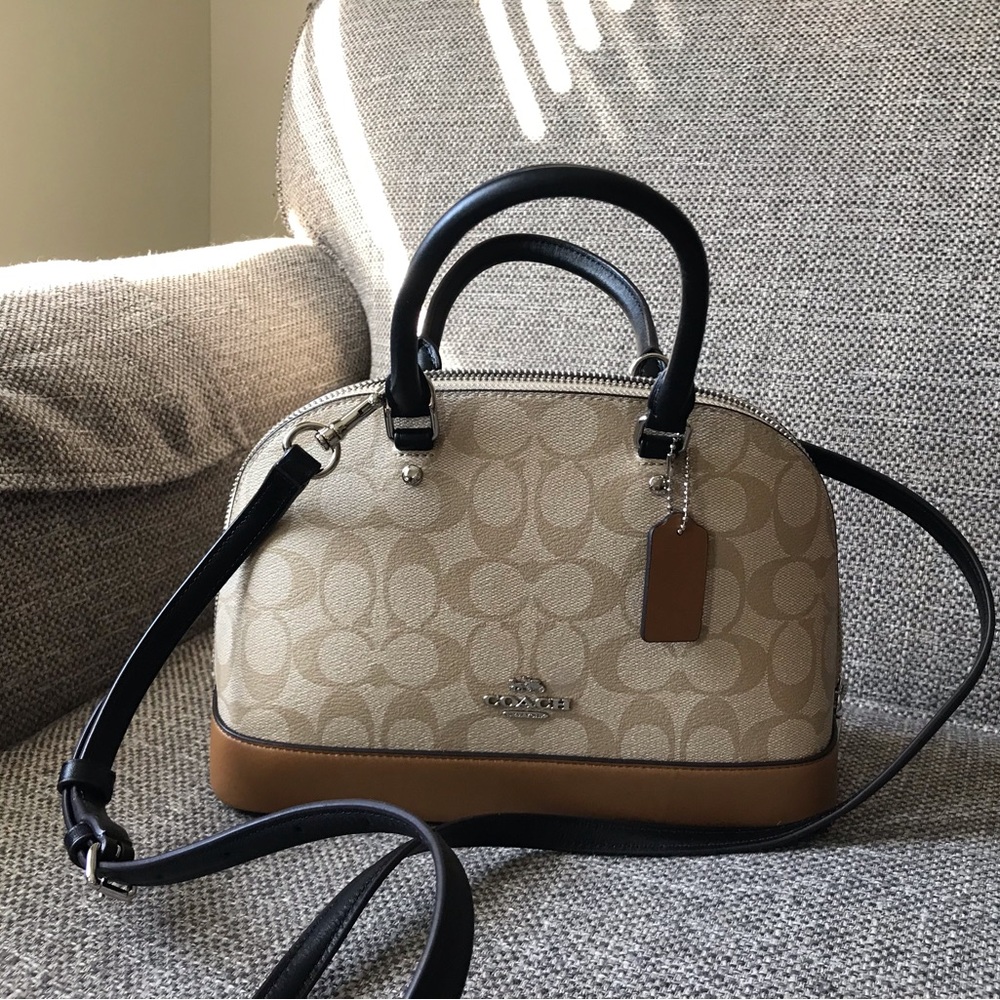 Coach Sydney bag New with tag